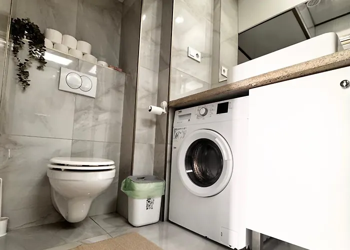 Daire King - Promo @king Str.@heroes Square Budapeşte