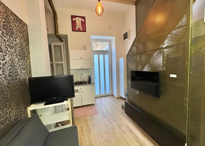 Boutique Studio Near Heroes Square Central Budapest Lägenhet
