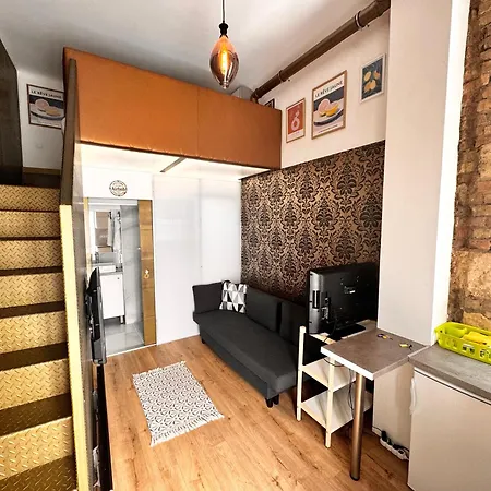 King - Promo @king Str.@heroes Square Apartamento
