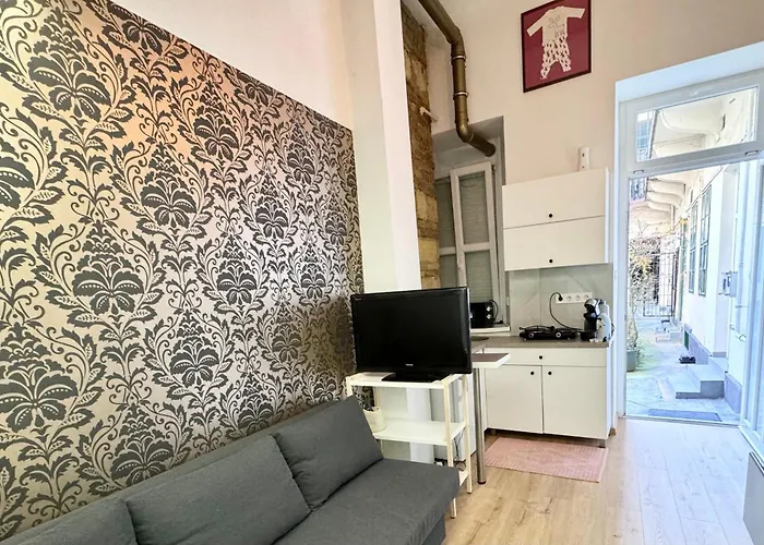Apartment Boutique Studio Near Heroes Square Central Budapest *